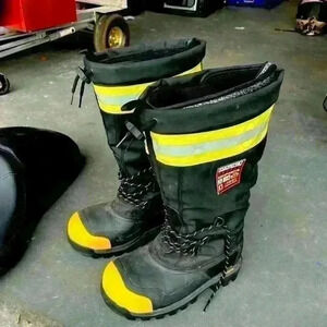 Dakota work  boots never worn size 7